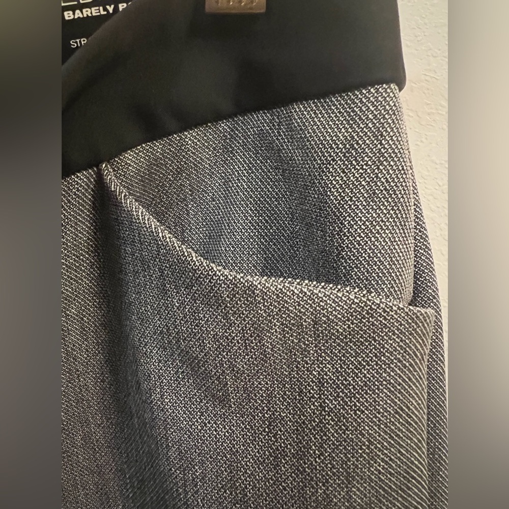 Express pants & 🎁Black Top - Picture 6 of 13